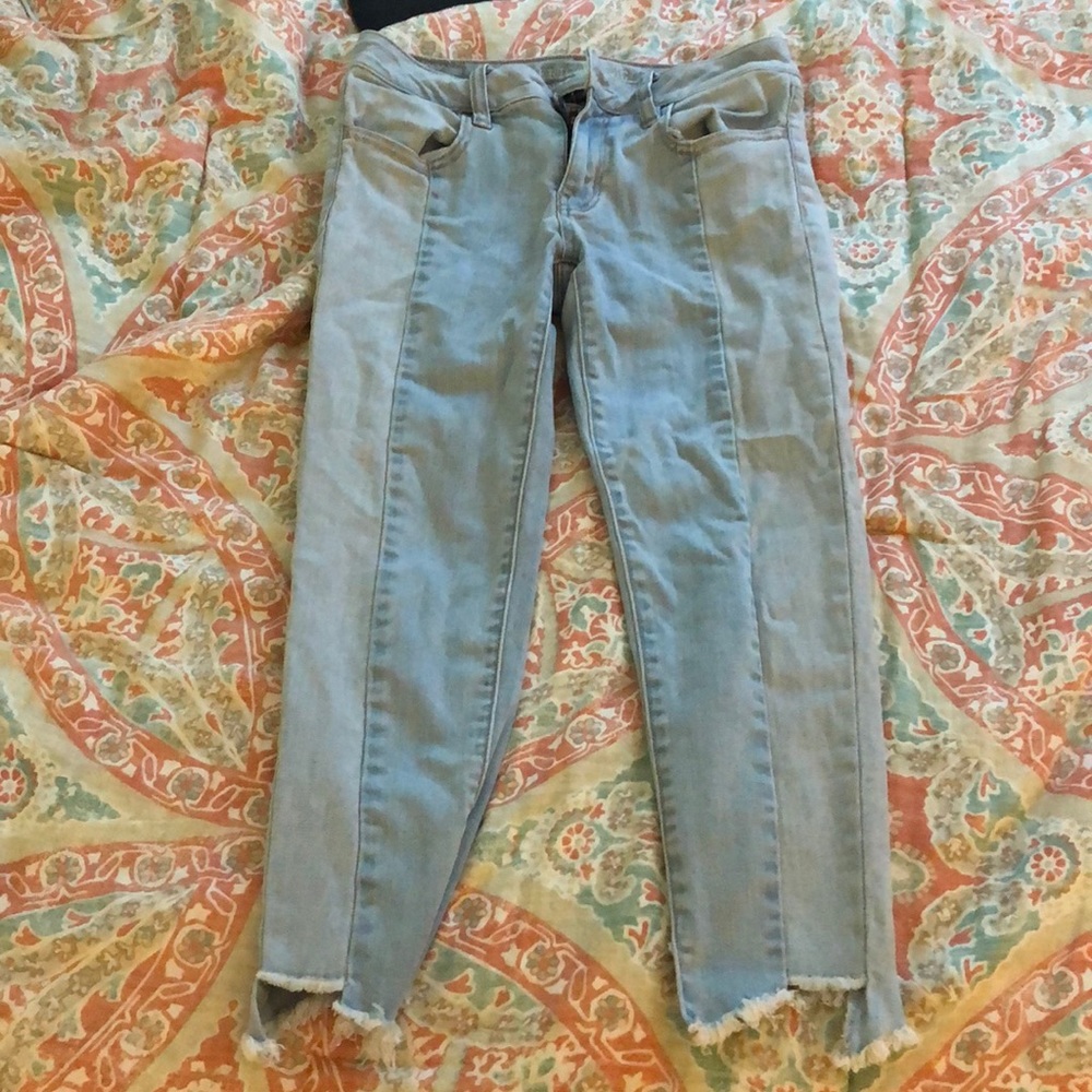 American Eagle cropped jeans